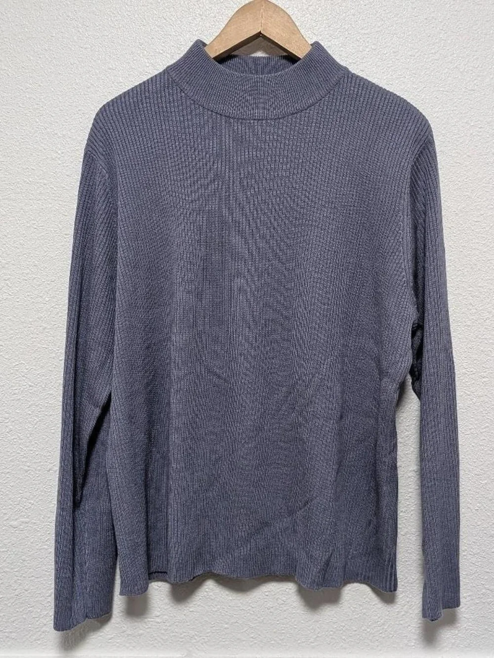 Ribbed Lavendar Mock Neck Top
